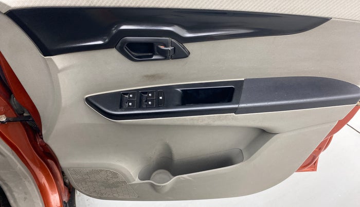 2017 Mahindra Kuv100 K4+ 6 STR, Petrol, Manual, 78,249 km, Driver Side Door Panels Control