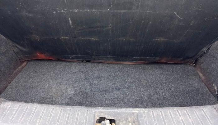 2017 Mahindra Kuv100 K4+ 6 STR, Petrol, Manual, 78,249 km, Boot Inside