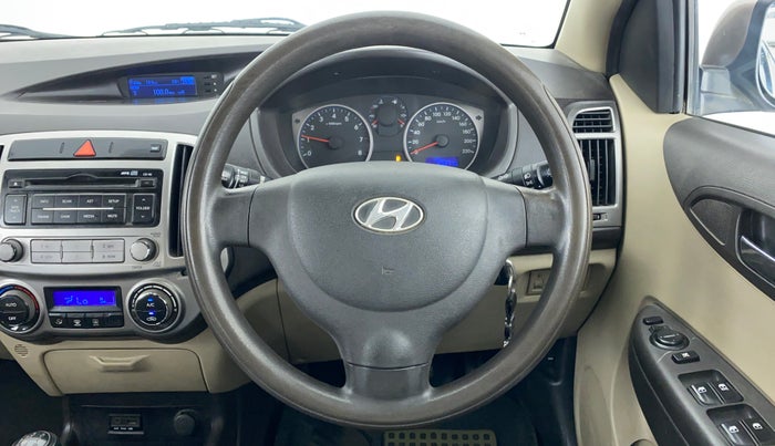 2014 Hyundai i20 MAGNA O 1.2, Petrol, Manual, 53,483 km, Steering Wheel Close Up