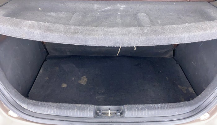 2014 Hyundai i20 MAGNA O 1.2, Petrol, Manual, 53,483 km, Boot Inside