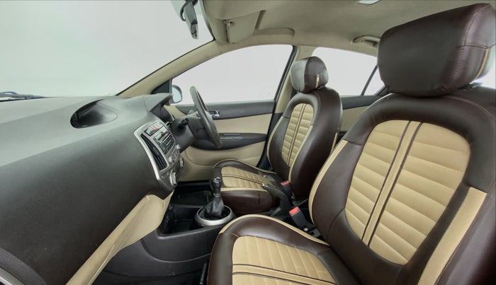 2014 Hyundai i20 MAGNA O 1.2, Petrol, Manual, 53,483 km, Right Side Front Door Cabin