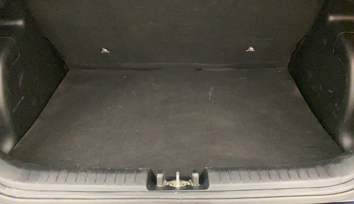 2019 Hyundai VENUE S 1.0 TURBO DCT, Petrol, Automatic, 52,508 km, Boot Inside