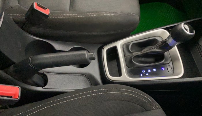 2019 Hyundai VENUE S 1.0 TURBO DCT, Petrol, Automatic, 52,508 km, Gear Lever