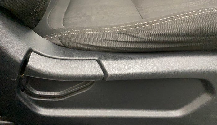 2019 Hyundai VENUE S 1.0 TURBO DCT, Petrol, Automatic, 52,508 km, Driver Side Adjustment Panel