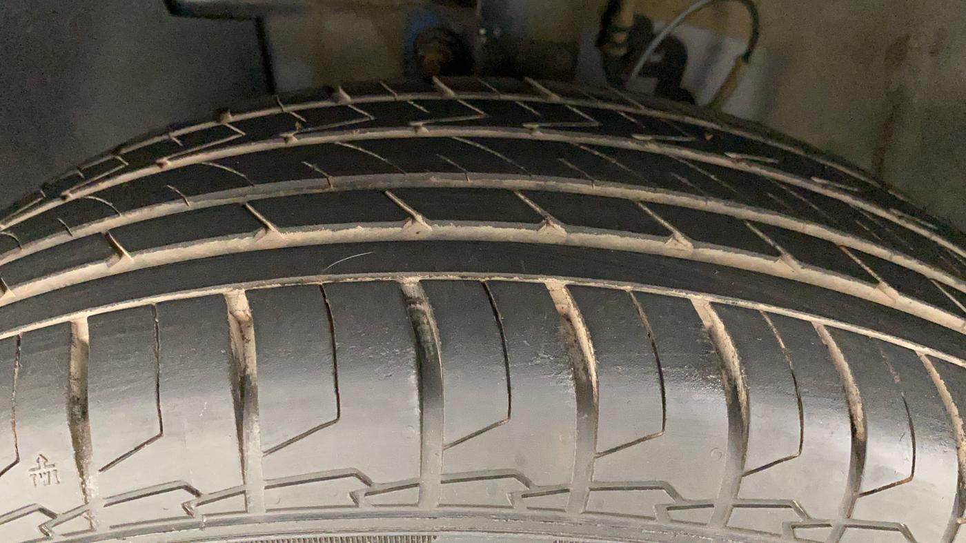 2019 Hyundai VENUE S 1.0 TURBO DCT, Petrol, Automatic, 52,508 km, Left Front Tyre Tread