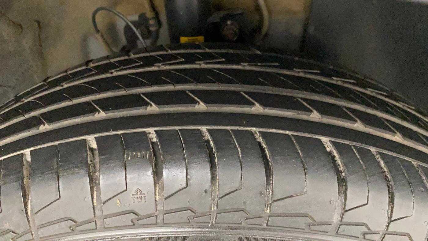 2019 Hyundai VENUE S 1.0 TURBO DCT, Petrol, Automatic, 52,508 km, Right Front Tyre Tread