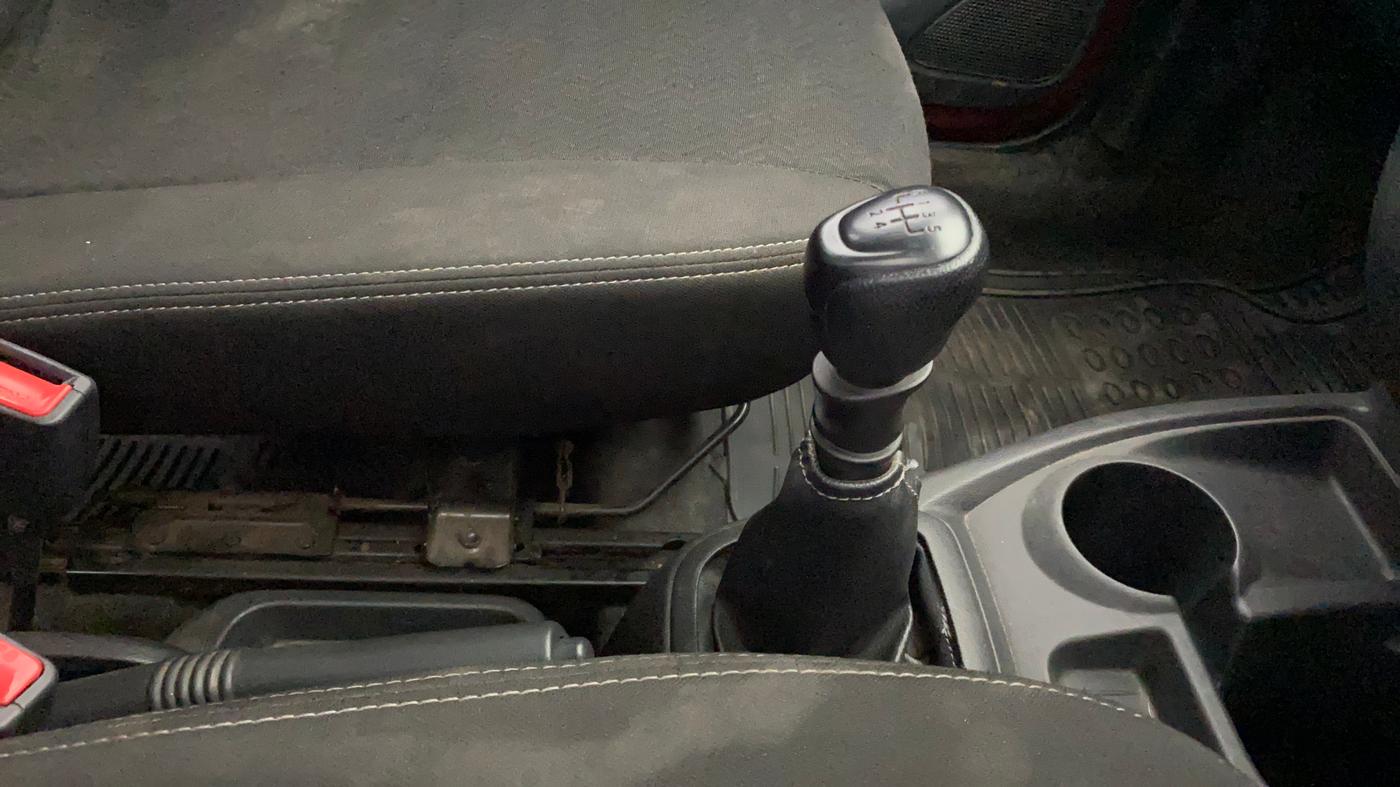 2018 Datsun Redi Go A, Petrol, Manual, 34,982 km, Gear Lever