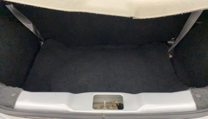 2014 Datsun Go T, Petrol, Manual, 55,319 km, Boot Inside