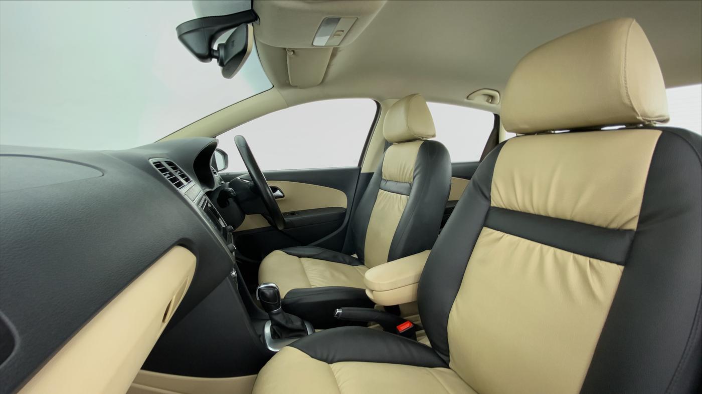 2017 Volkswagen Ameo HIGHLINE PLUS DSG 1.5, Diesel, Automatic, 42,382 km, Right Side Front Door Cabin