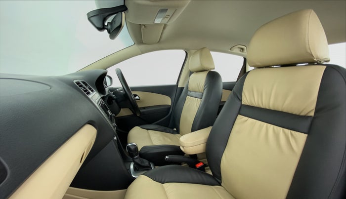 2017 Volkswagen Ameo HIGHLINE PLUS DSG 1.5, Diesel, Automatic, 42,382 km, Right Side Front Door Cabin
