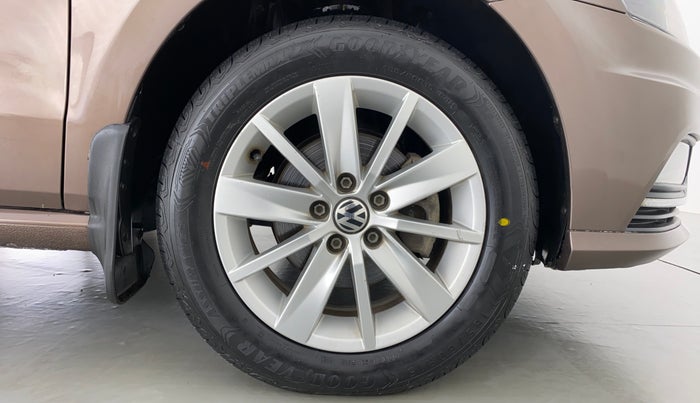 2017 Volkswagen Ameo HIGHLINE PLUS DSG 1.5, Diesel, Automatic, 42,382 km, Right Front Wheel