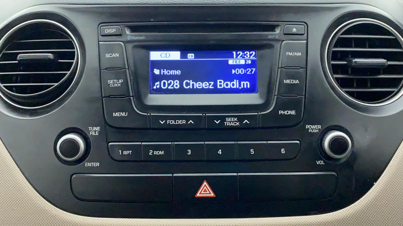 2014 Hyundai Xcent S 1.2, Petrol, Manual, 40,968 km, Infotainment System