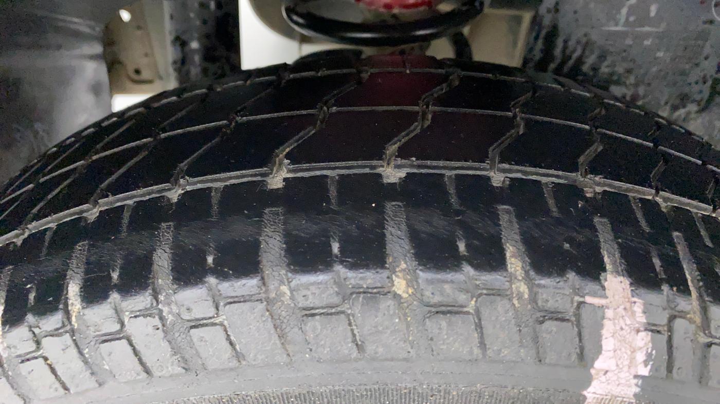 2015 Tata Nano TWIST XTA, Petrol, Automatic, 22,704 km, Right Rear Tyre Tread