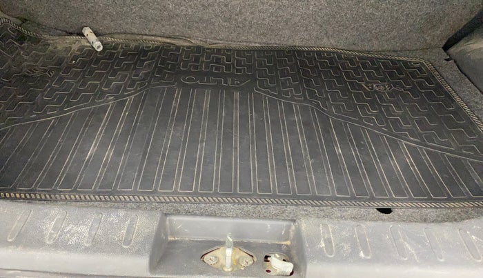 2017 Maruti Alto K10 VXI (O) AMT, Petrol, Automatic, 39,320 km, Boot Inside