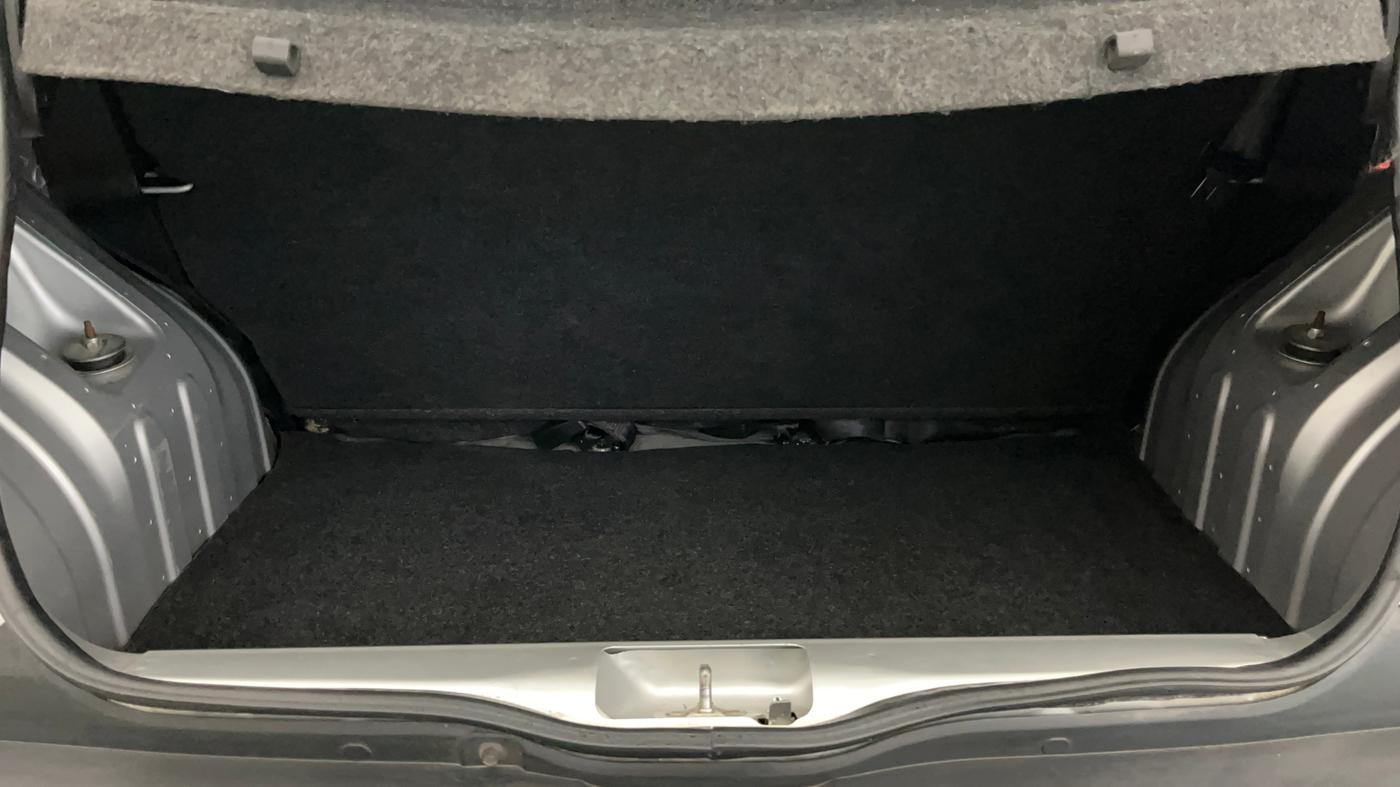 2020 Renault Kwid RXT 1.0, Petrol, Manual, 50,399 km, Boot Inside
