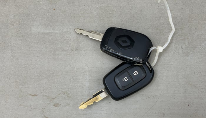 2020 Renault Kwid RXT 1.0, Petrol, Manual, 50,399 km, Key Close Up
