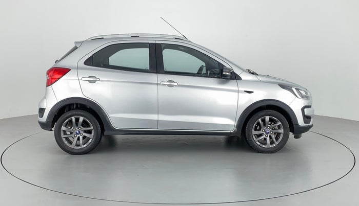 2018 Ford FREESTYLE TITANIUM 1.2 TI-VCT MT, Petrol, Manual, 37,702 km, Right Side