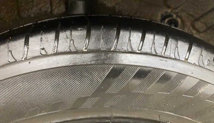 2018 Maruti Celerio VXI, CNG, Manual, 1,45,718 km, Right Rear Tyre Tread