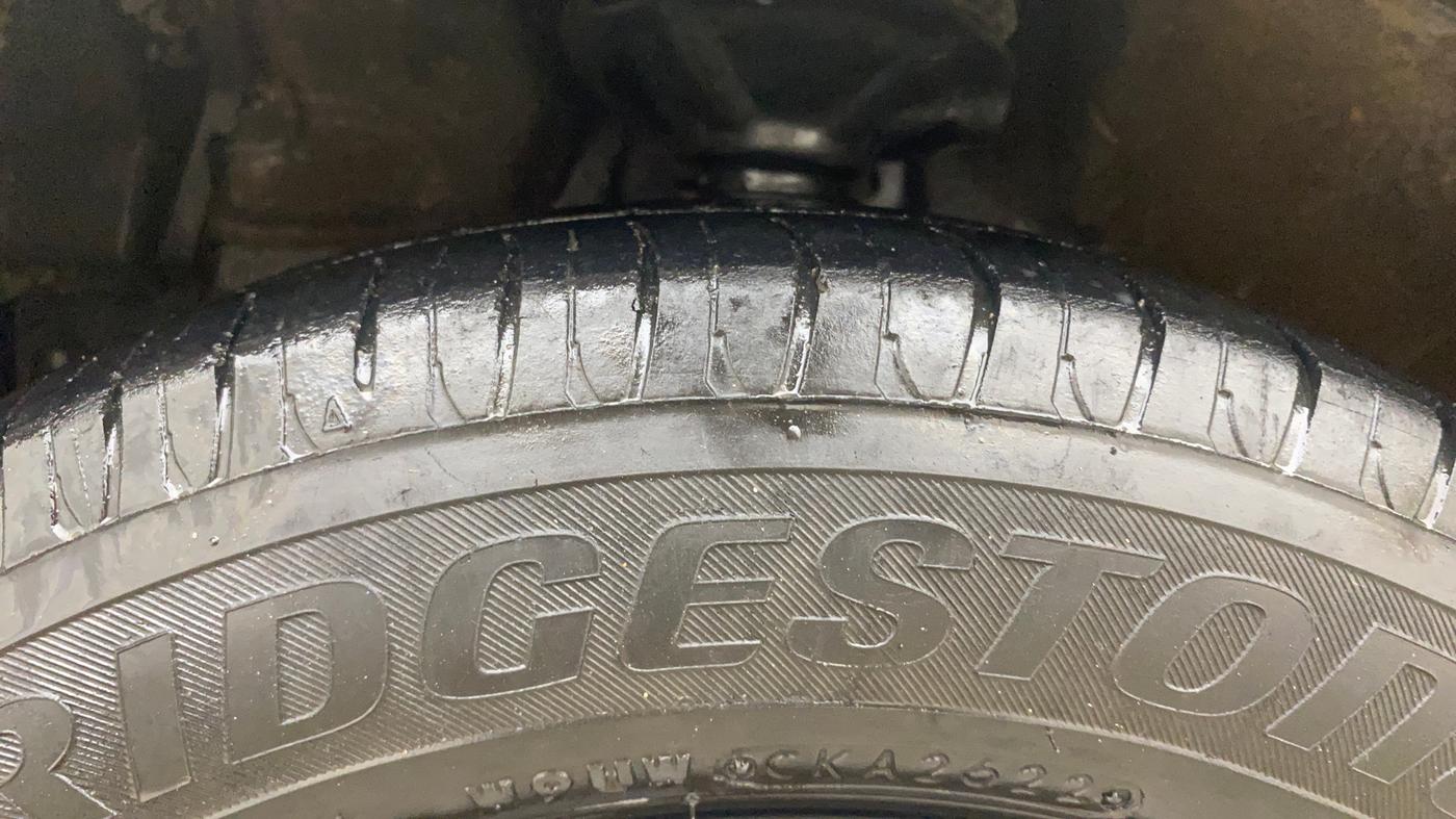 2018 Maruti Celerio VXI, CNG, Manual, 1,45,741 km, Left Front Tyre Tread