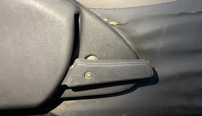 2012 Maruti Alto 800 LXI, Petrol, Manual, 62,463 km, Driver Side Adjustment Panel