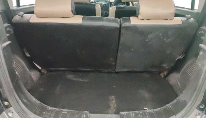 2017 Maruti Wagon R 1.0 VXI AMT, Petrol, Automatic, 89,064 km, Boot Inside