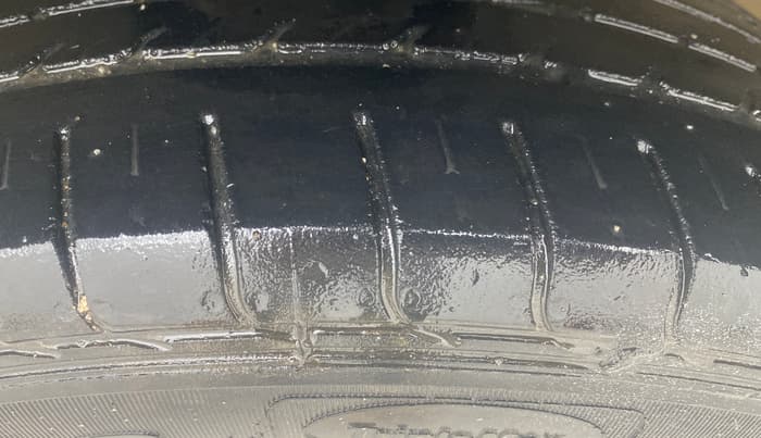2019 Tata NEXON XM PETROL, Petrol, Manual, 55,820 km, Right Front Tyre Tread