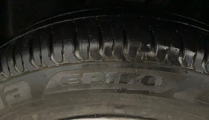 2021 Tata ALTROZ XE PETROL, Petrol, Manual, 58,242 km, Left Front Tyre Tread