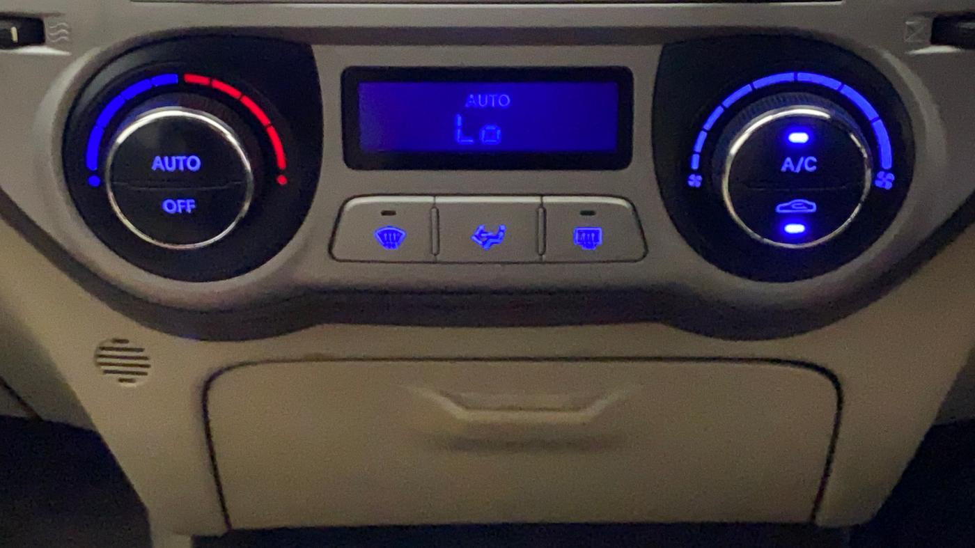2012 Hyundai i20 SPORTZ 1.2, Petrol, Manual, 38,261 km, Automatic Climate Control