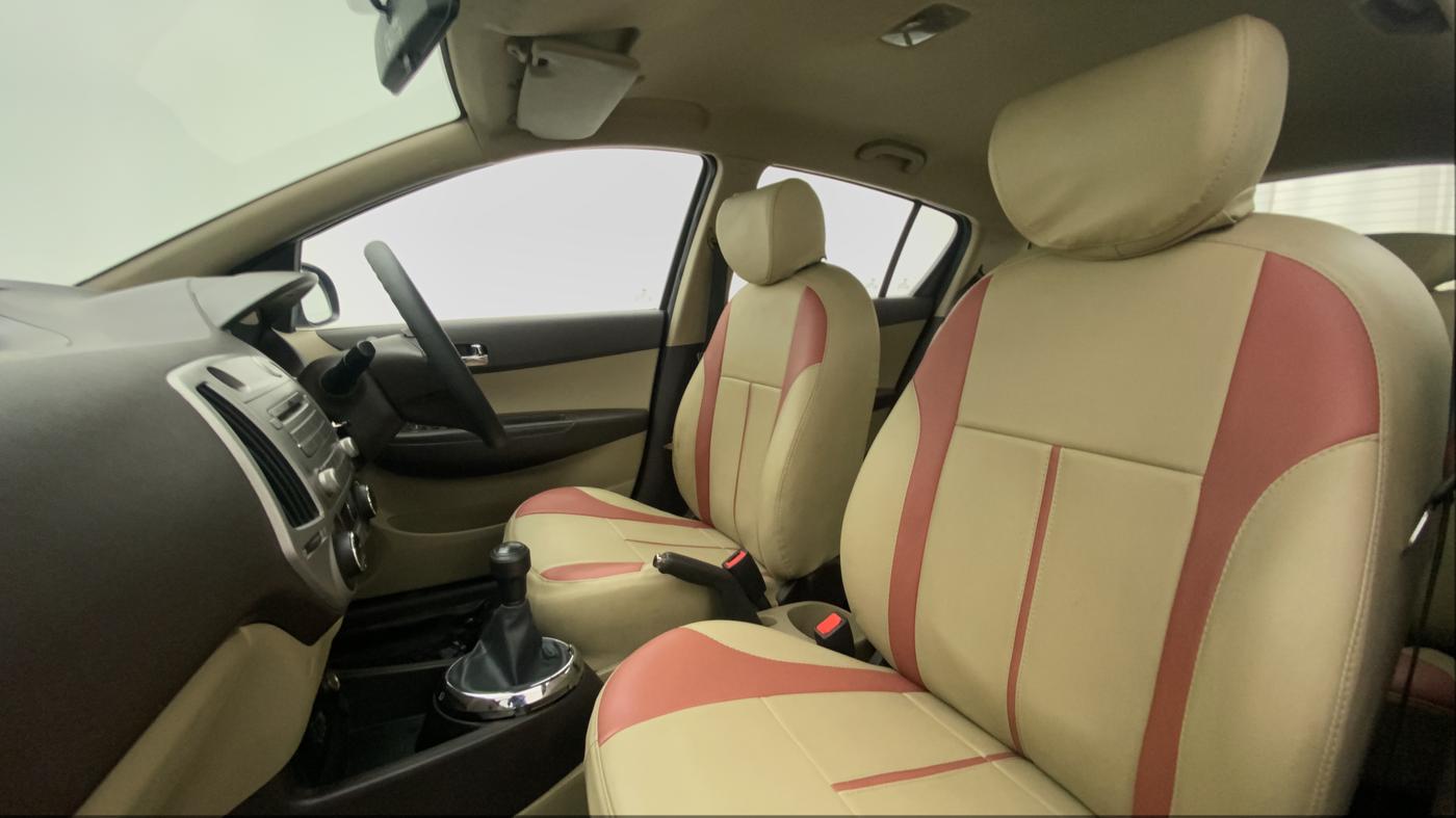 2012 Hyundai i20 SPORTZ 1.2, Petrol, Manual, 38,261 km, Right Side Front Door Cabin