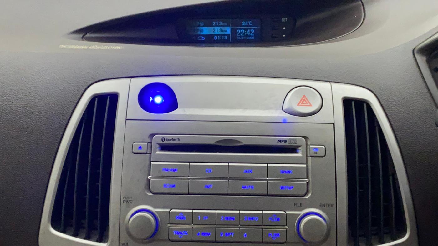 2012 Hyundai i20 SPORTZ 1.2, Petrol, Manual, 38,261 km, Infotainment System