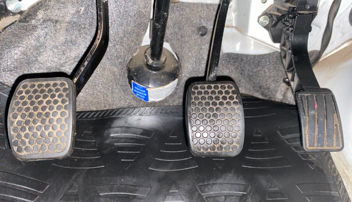 2020 Maruti Eeco 5 STR CNG WITH AC PLUSHTR, CNG, Manual, 26,076 km, Pedals