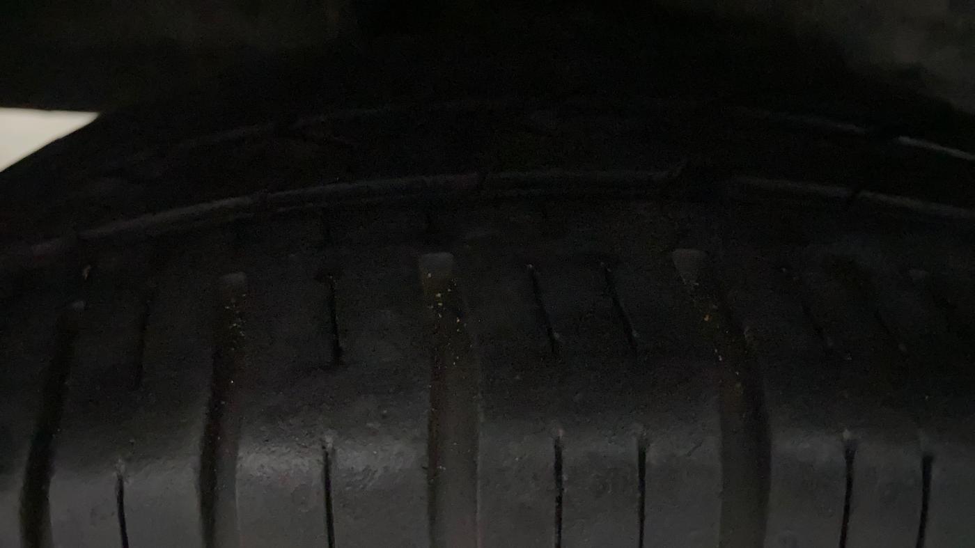 2019 Datsun Go T(O), Petrol, Manual, 81,184 km, Right Front Tyre Tread