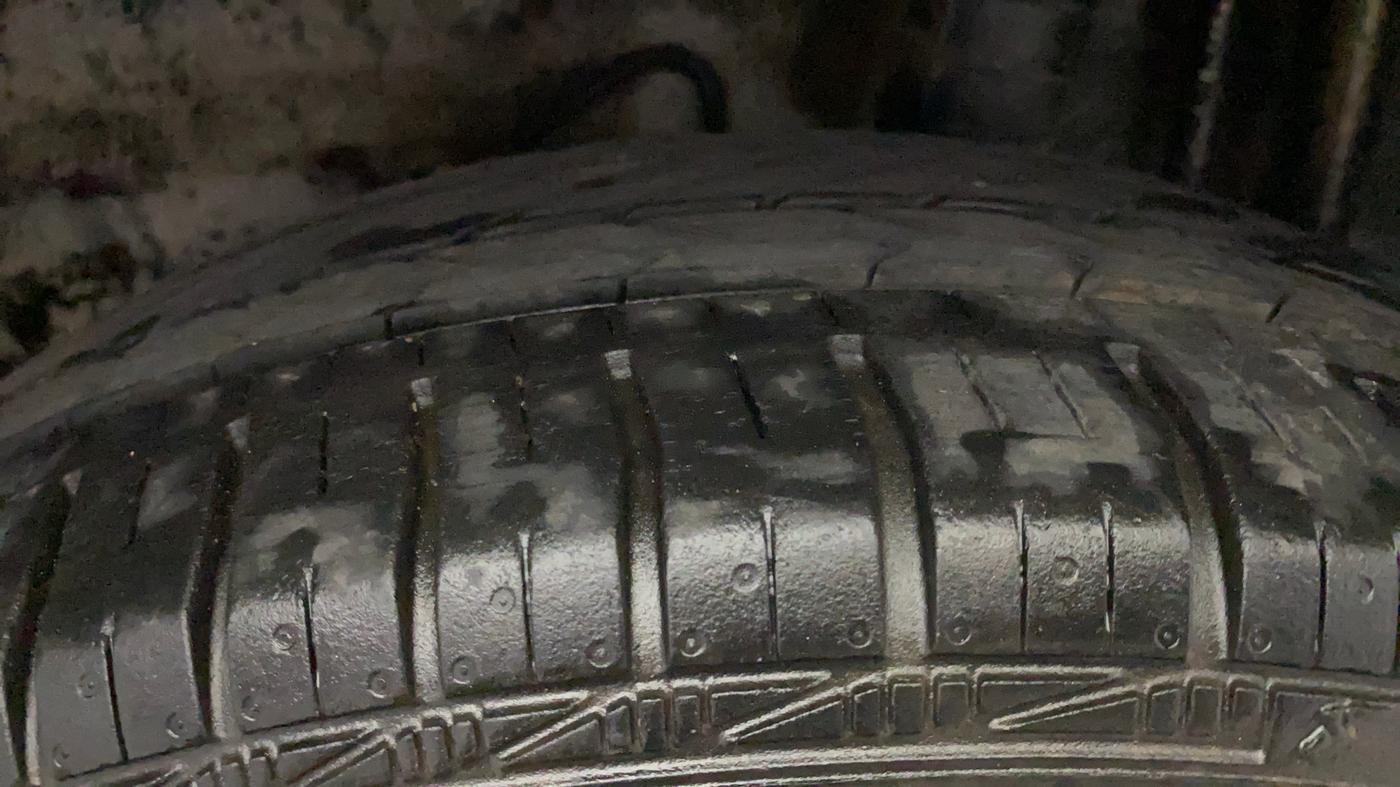 2019 Datsun Go T(O), Petrol, Manual, 81,184 km, Left Rear Tyre Tread