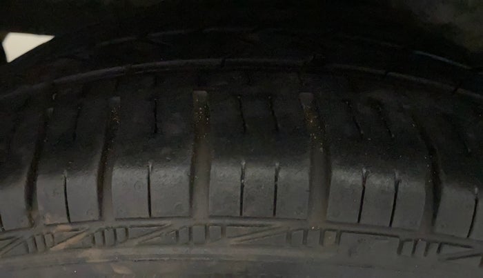 2019 Datsun Go T(O), Petrol, Manual, 81,181 km, Right Rear Tyre Tread