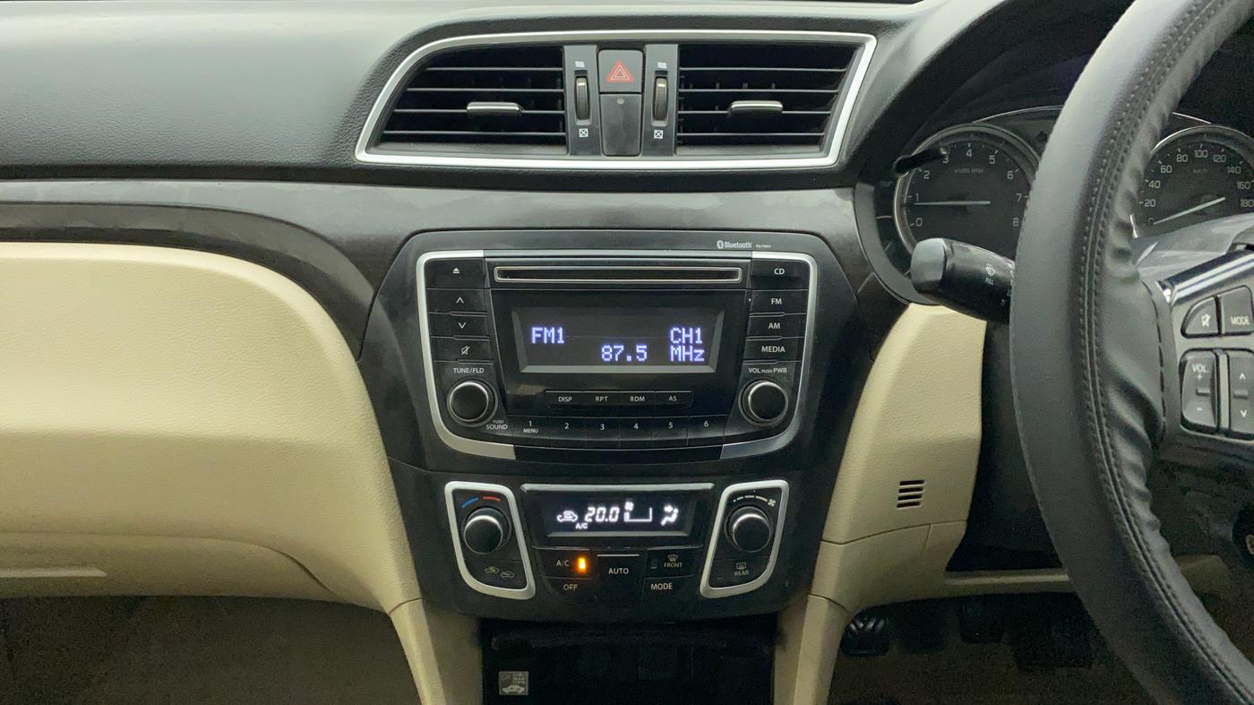 2014 Maruti Ciaz ZXI, Petrol, Manual, 70,714 km, Air Conditioner
