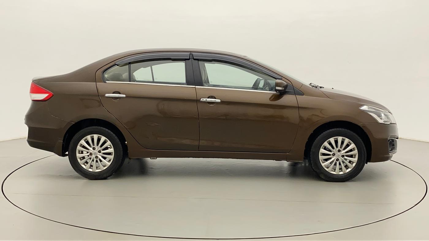 2014 Maruti Ciaz ZXI, Petrol, Manual, 70,714 km, Right Side View