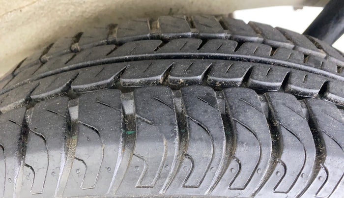 2010 Maruti Wagon R 1.0 VXI, Petrol, Manual, 15,588 km, Left Rear Tyre Tread