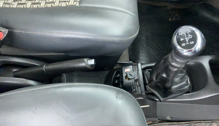 2010 Maruti Wagon R 1.0 VXI, Petrol, Manual, 15,588 km, Gear Lever