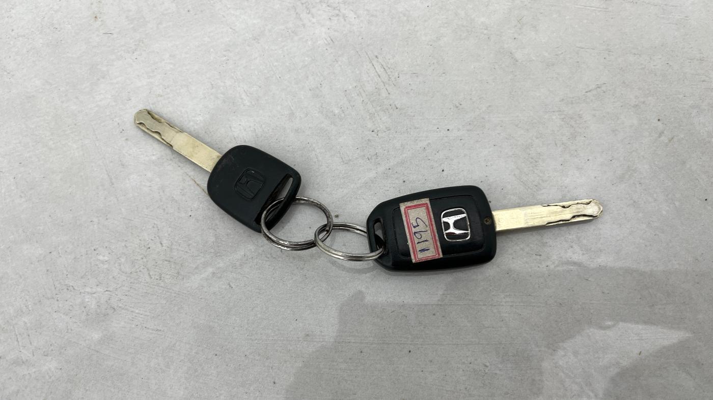 2018 Honda WR-V 1.2L I-VTEC VX MT, Petrol, Manual, 75,672 km, Key Close Up