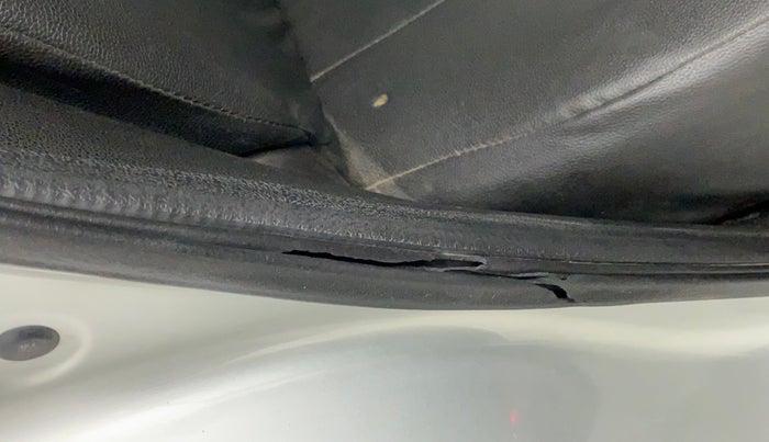 2018 Renault Kwid RXL, Petrol, Manual, 51,470 km, Right rear door - Beading has minor damage