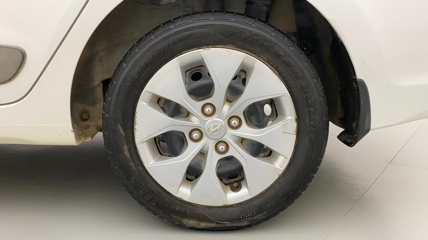 2015 Hyundai Xcent S 1.2, Petrol, Manual, 28,024 km, Left Rear Wheel