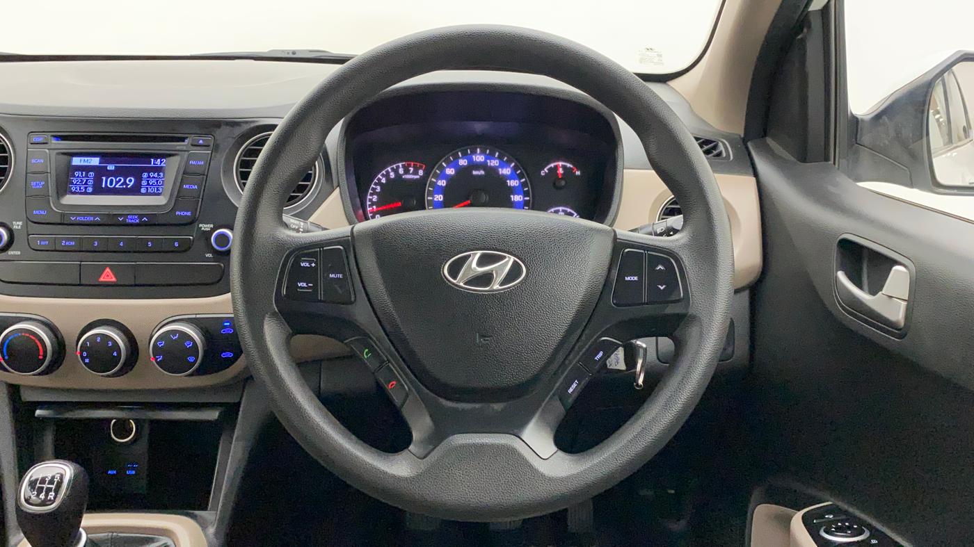2015 Hyundai Xcent S 1.2, Petrol, Manual, 28,024 km, Steering Wheel Close Up