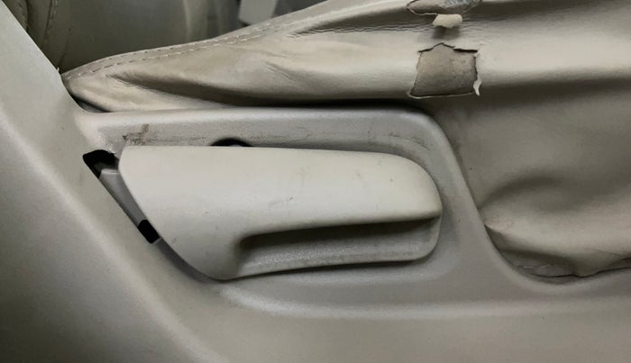 2014 Maruti Swift Dzire VXI, CNG, Manual, 62,749 km, Driver Side Adjustment Panel