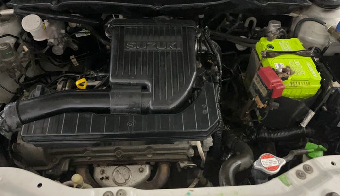 2014 Maruti Swift Dzire VXI, CNG, Manual, 62,749 km, Engine View
