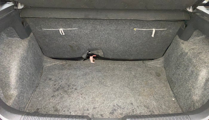 2013 Volkswagen Polo HIGHLINE1.2L, Petrol, Manual, 56,011 km, Boot Inside