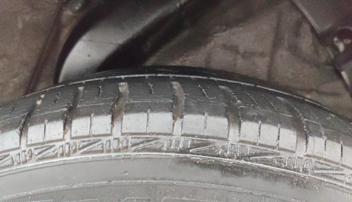 2013 Hyundai i20 ASTA 1.2, Petrol, Manual, 94,297 km, Left Rear Tyre Tread