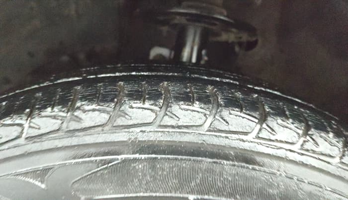 2016 Maruti Baleno DELTA PETROL 1.2, Petrol, Manual, 83,624 km, Left Front Tyre Tread