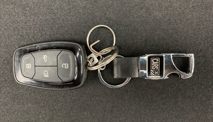 2019 Tata NEXON XZA + 1.2 PETROL A/T, Petrol, Automatic, 28,195 km, Key Close Up