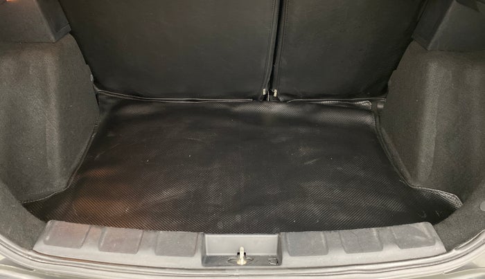 2019 Tata NEXON XZA + 1.2 PETROL A/T, Petrol, Automatic, 28,195 km, Boot Inside