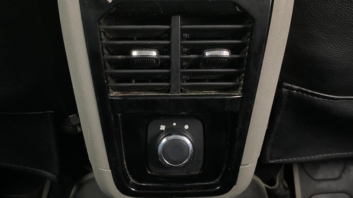 2019 Tata NEXON XZA + 1.2 PETROL A/T, Petrol, Automatic, 28,195 km, Rear AC Vents